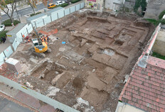 Vue g&eacute;n&eacute;rale du chantier en fin de d&eacute;capage.  3 rue du Cadereau, N&icirc;mes (Gard), 2023  &copy; Bruno Fabry, Inrap