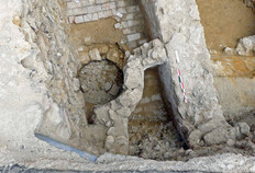 Fig.10 Ancienne cave et puits du XVIIIe s.,  &copy; Benjamin Rousset, Inrap
