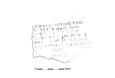 Relev&eacute; d'un graffito en grec trac&eacute; sur l'enduit peint en rouge d'un mur d'une salle de banquet, dans la seconde moiti&eacute; du Ier si&egrave;cle&nbsp;apr&egrave;s J.-C. ou au IIe si&egrave;cle. Le sens du texte, sans doute en rapport avec la pratique du banquet, n'est plus accessible, ce qui est d'autant plus regrettable que les sp&eacute;cialistes insistent sur le caract&egrave;re exceptionnel d'une inscription pari&eacute;tale en grec d'une telle longueur en Gaule.  Rue Godin, 3-5 rue Fernand Pelloutier, N&icirc;mes (Gard), 2021  &copy; Micha&euml;l Fuchs & Matthieu Lehmann, Inrap