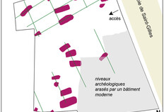 Plan de r&eacute;partition des vingt-quatre tombes des IVe-VIIe si&egrave;cles, organis&eacute;es en plusieurs lignes et colonnes le long de la voie qui se d&eacute;porte l&eacute;g&egrave;rement vers l'est.  12 rue de Saint-Gilles, N&icirc;mes (Gard), 2014.  &copy; Marilyne Bovagne, Inrap