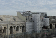Amphith&eacute;&acirc;tre de N&icirc;mes. Travaux de restauration en cours  Amphith&eacute;&acirc;tre, suivi arch&eacute;ologique de la restauration, N&icirc;mes (Gard), 2023&nbsp;  &copy; Richard Pell&eacute;, Inrap