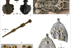 Objets de pi&eacute;t&eacute; accompagnant les d&eacute;funts.  A-C&nbsp;: perle et pendentifs de jais figurant une ou plusieurs coquilles Saint-Jacques.  D&nbsp;: le d&eacute;funt aux 5 coquilles Saint-Jacques, sans doute attach&eacute;es ensemble sur une besace ou une pi&egrave;ce de tissu li&eacute;e &agrave; la ceinture et d&eacute;pos&eacute;e sur le bassin.  E&nbsp;: fuseau en os  F&nbsp;: m&eacute;daille en &eacute;tain retrouv&eacute;e dans un caveau du cimeti&egrave;re nord.  G&nbsp;: perles en os de chapelet d'une tombe du cimeti&egrave;re occidental.  Zac du Forum des Carmes � 5, N&icirc;mes (Gard), 2011  &copy; Nathalie Chardenon, Odile Maufras, Yoann Pascal, Inrap