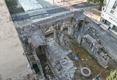 Vue g&eacute;n&eacute;rale de la porte d'Auguste, c&ocirc;t&eacute; ville. Fin du Ier si&egrave;cle avant J.-C.La Porte d'Auguste (Gard), 2023.  &copy; Antoine Farge, Inrap
