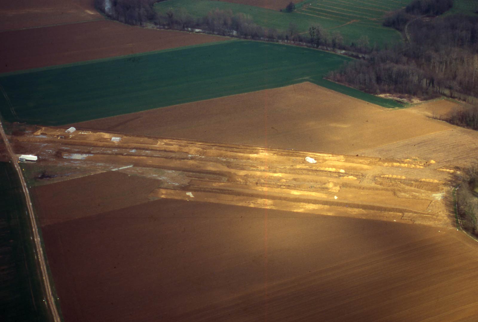 Le chantier de fouilles de Ruffey-sur-Seille, dans le Jura, a permis l'&eacute;tude des vestiges des campements des derniers chasseurs de la Pr&eacute;histoire.   &copy; P. Texier, Inrap 